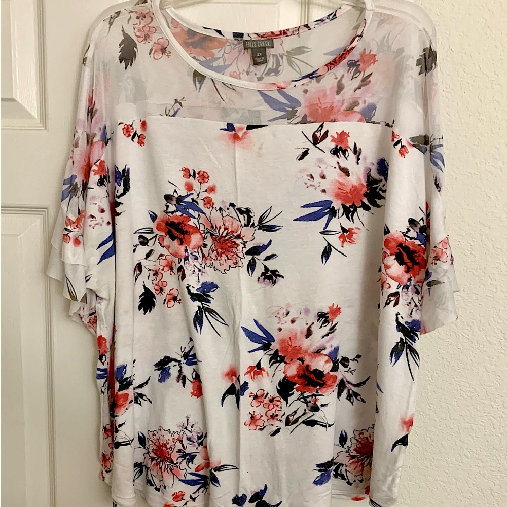 Falls Creek red white & blue floral blouse